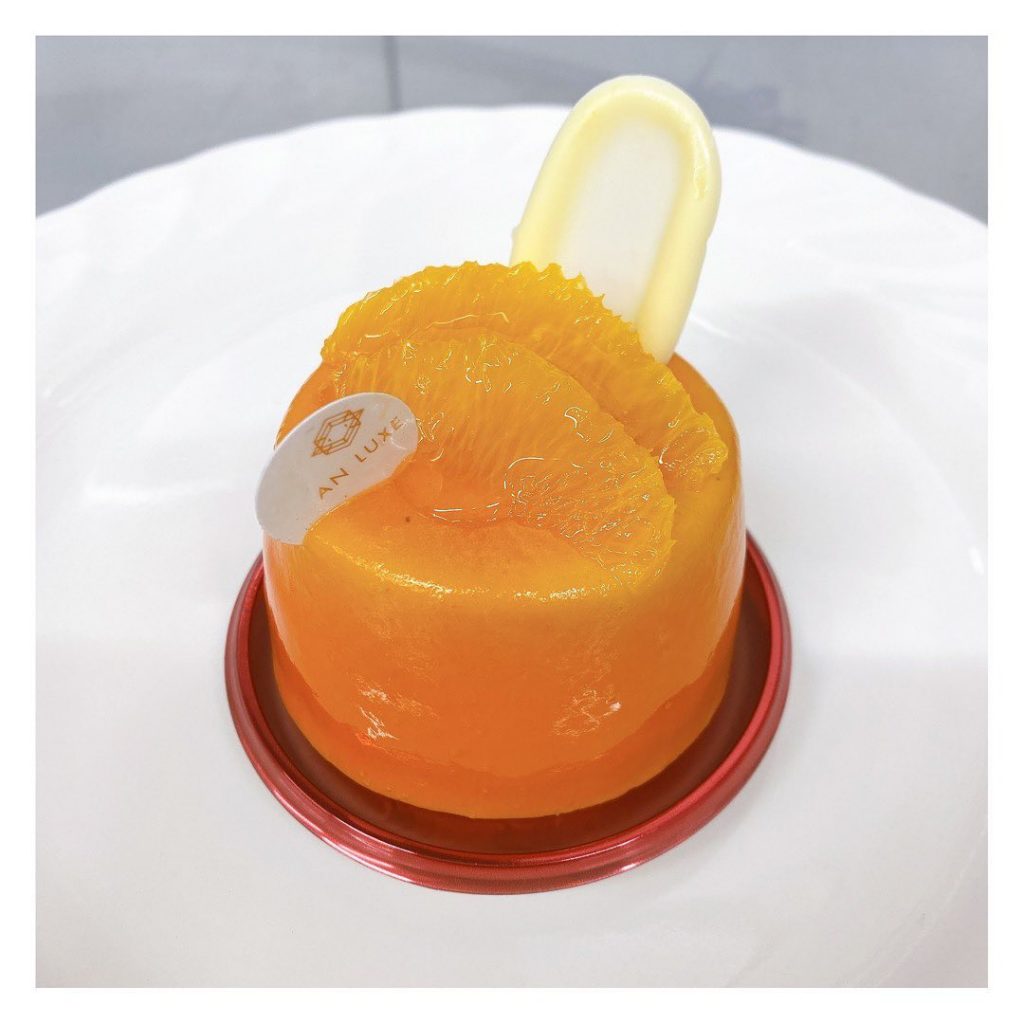 ・新商品 5つ目～アールグレイオランジュ～芳醇な香りのアールグレイムースにオレンジのゼリー＆ムースのマリアージュ￥700