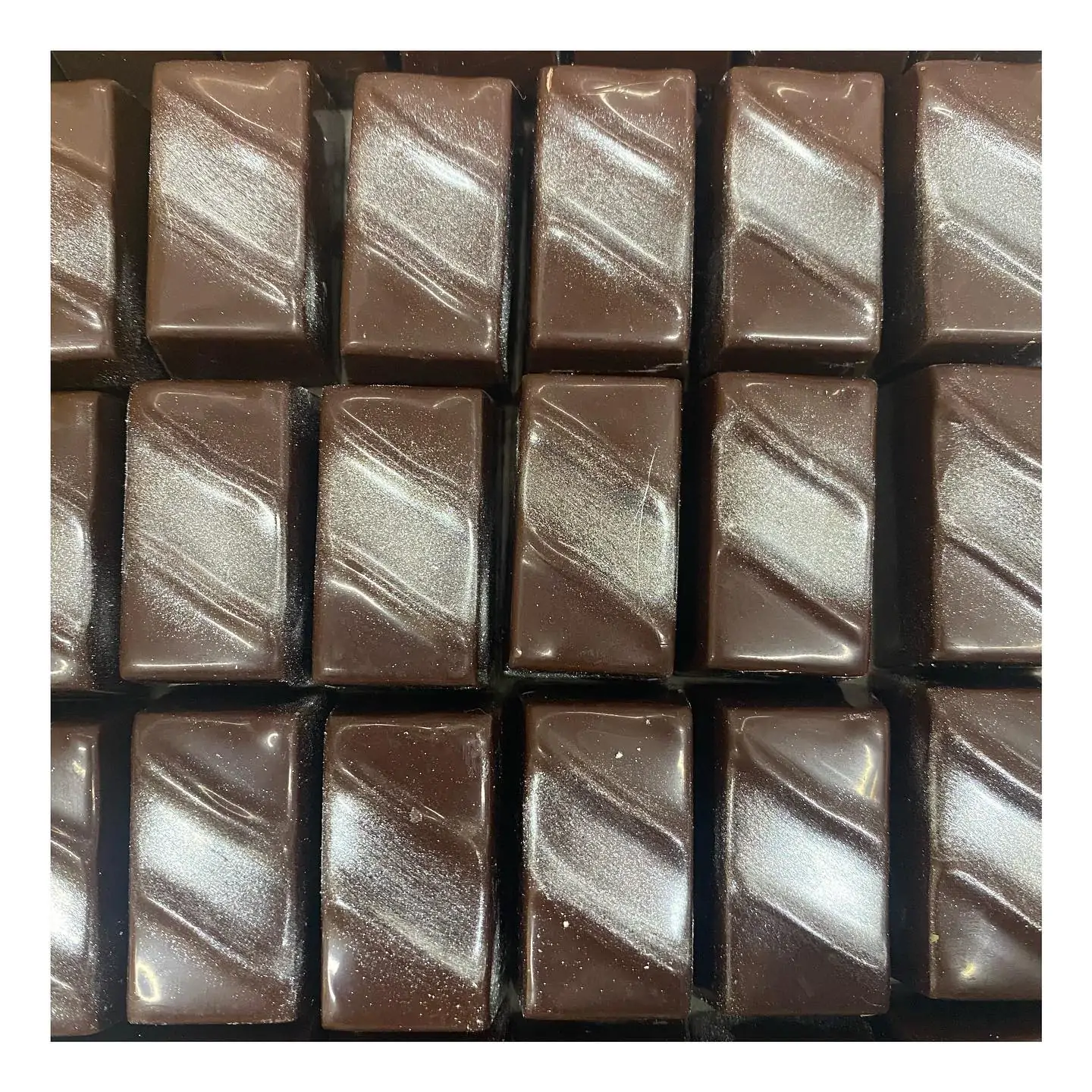 #anluxe#アンリュクス#アンリュクス岡崎 #チョコレート#chocolate #ケーキ#cake#バレンタイン#バレンタインギフト#岡崎 #岡崎スイーツ#岡崎チョコレート#岡崎チョコレートショップ #岡崎グルメ #岡崎市#愛知#愛知観光 #愛知チョコレート
