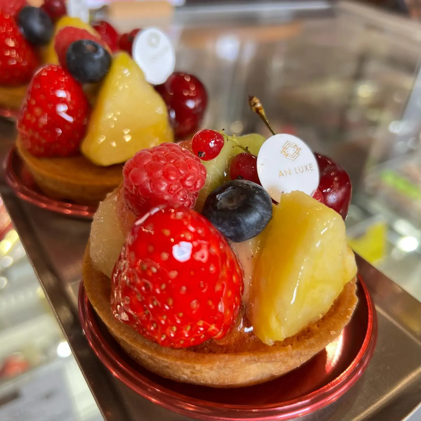 🫐🥝“タルトフリュイ"季節のフルーツをふんだんに使用した宝石のようなタルト#anluxe#アンリュクス#アンリュクス岡崎 #岡崎#岡崎スイーツ#岡崎チョコレート#愛知